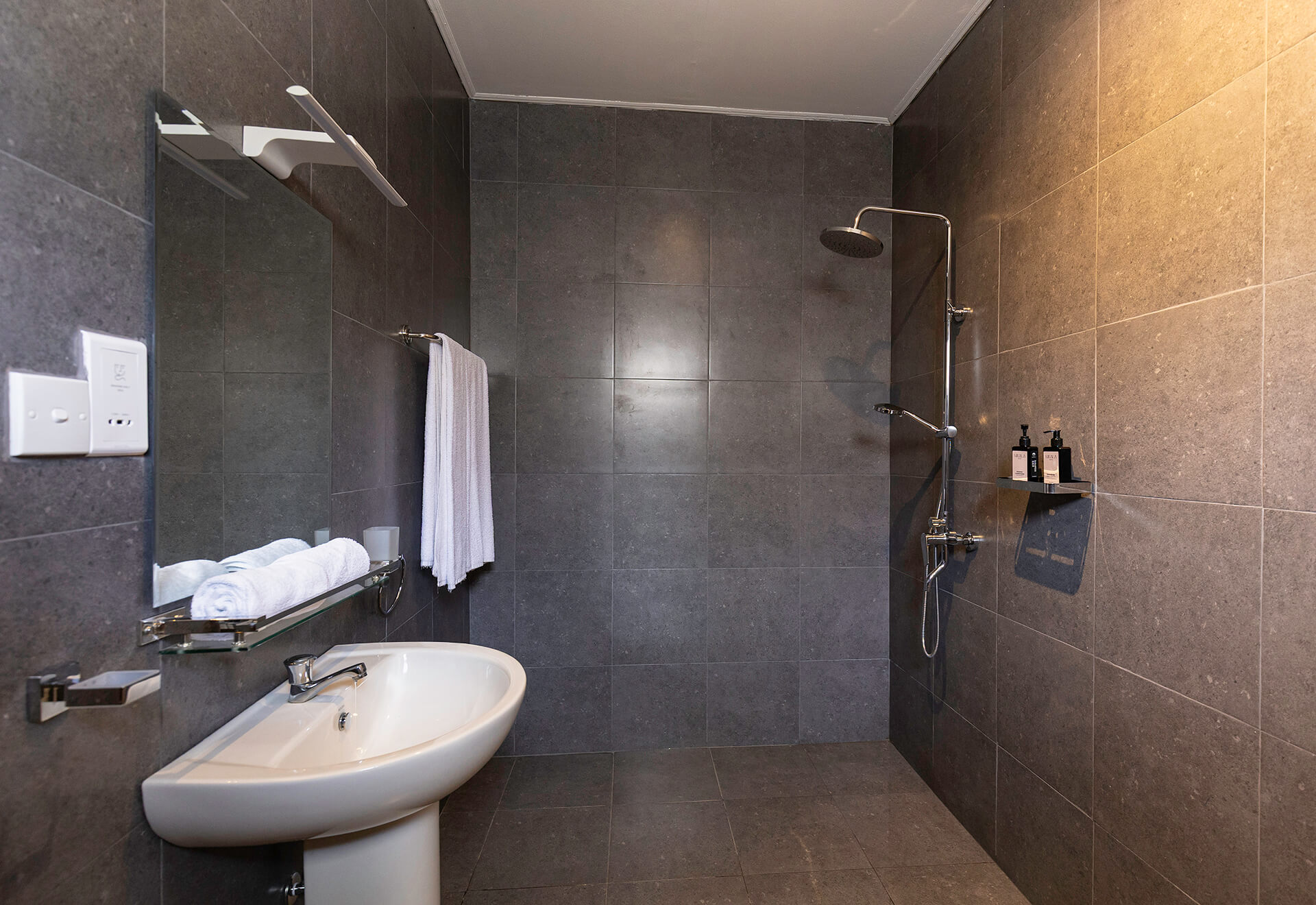 deluxe-room-3